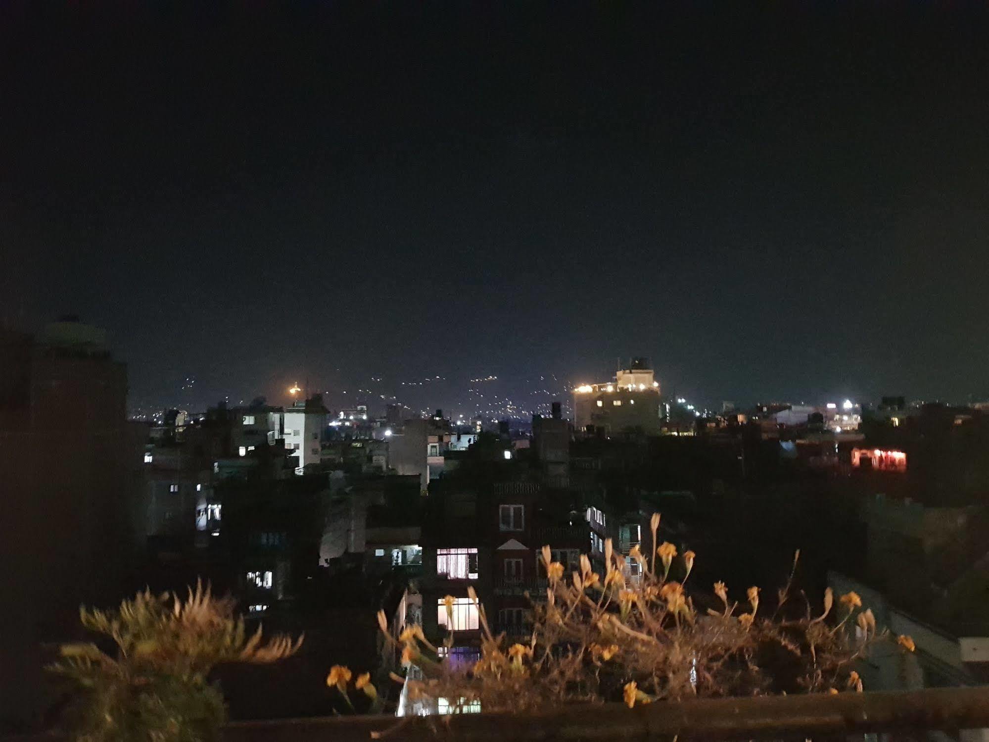 Hotel Lotus Buddha Inn 카트만두 외부 사진