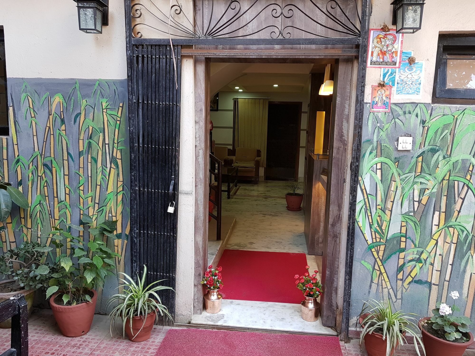 Hotel Lotus Buddha Inn 카트만두 외부 사진